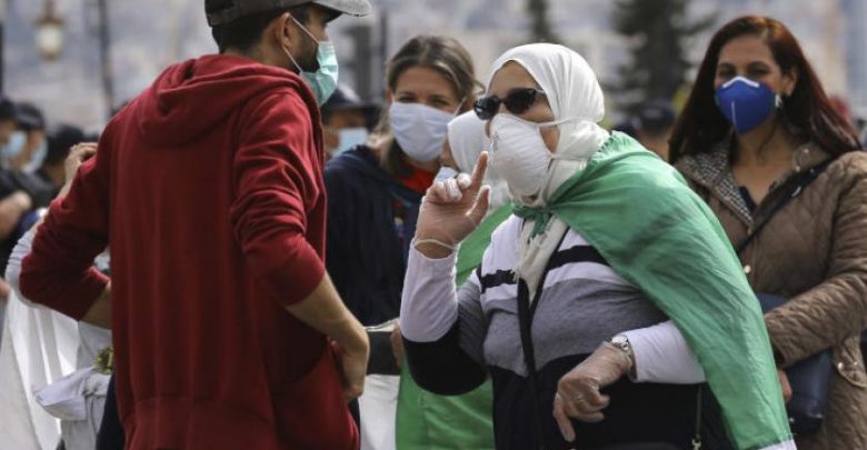 سجلت وزارة الصحة، اليوم الإثنين، 145 إصابة و4 وفيات جديدة بفيروس كورونا في الجزائر في آخر 24 ساعة. كما تم تسجيل 107