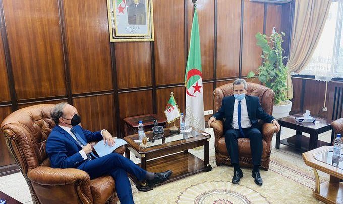الجزائر وايطاليا يبحثان سبل التعاون حول كورونا