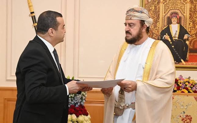 الرئيس تبون يوجه دعوة لسلطان عمان